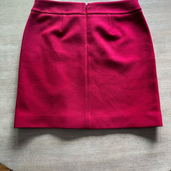 White House Black Market cranberry Pencil Skirt 6 EUC - Picture 6 of 8